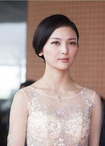 agoda poker Gaun merah muda di upacara Japan Academy Award 